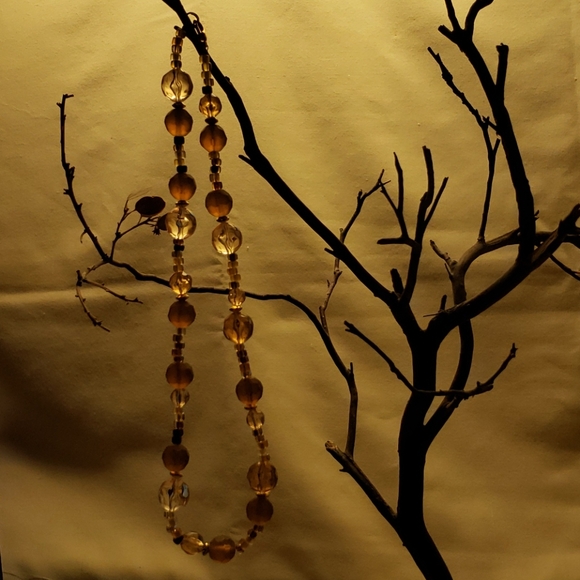 Wisconsin Monarch's "Grand Elegance" Necklace 18" - Picture 3 of 3